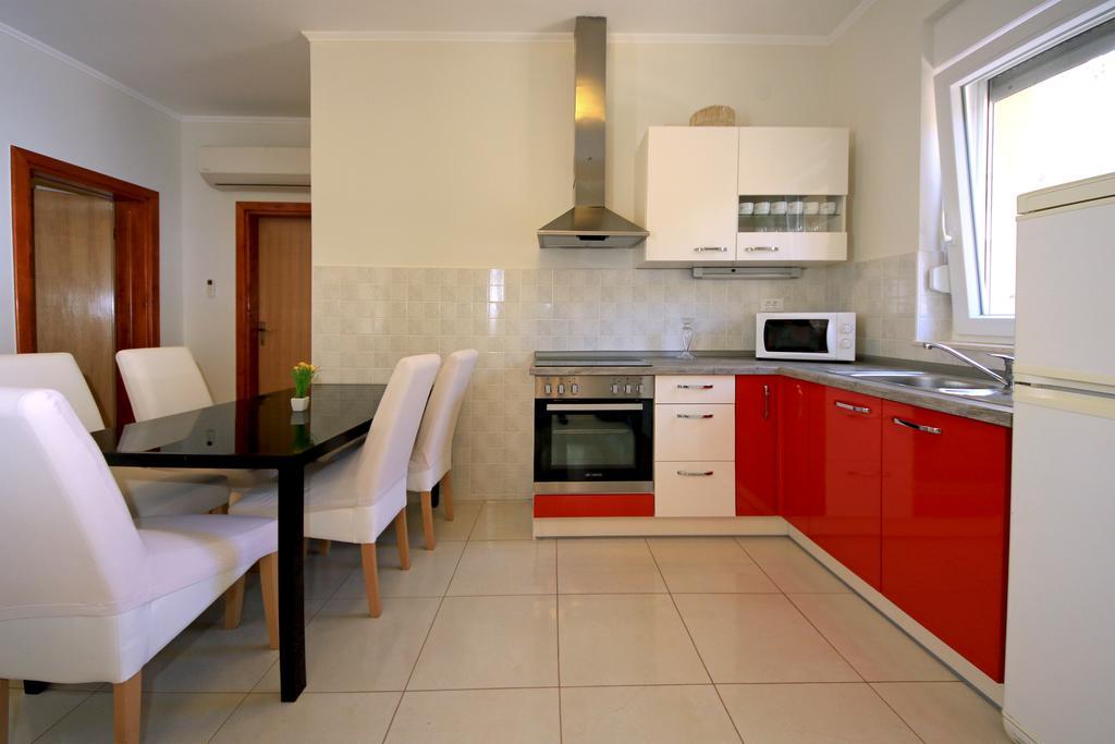 Apartments Superba Brodarica  Ngoại thất bức ảnh